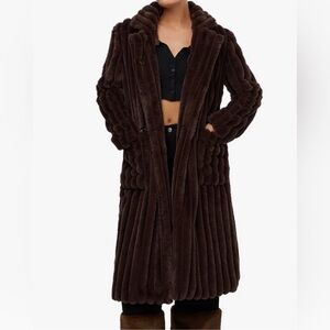 NWOT WEWOREWHAT Faux Fur Coat Brown Women’s Size XS 6517